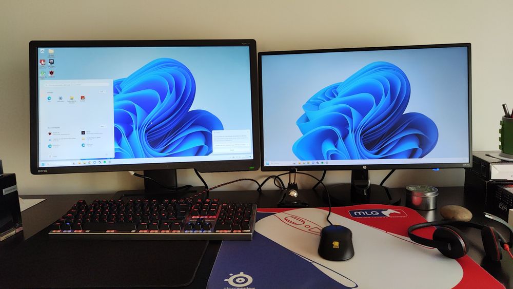 Monitor HP 24Y - FullHD - 24 polegadas