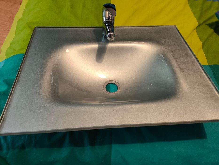 Lavatório vidro temperado tom verde