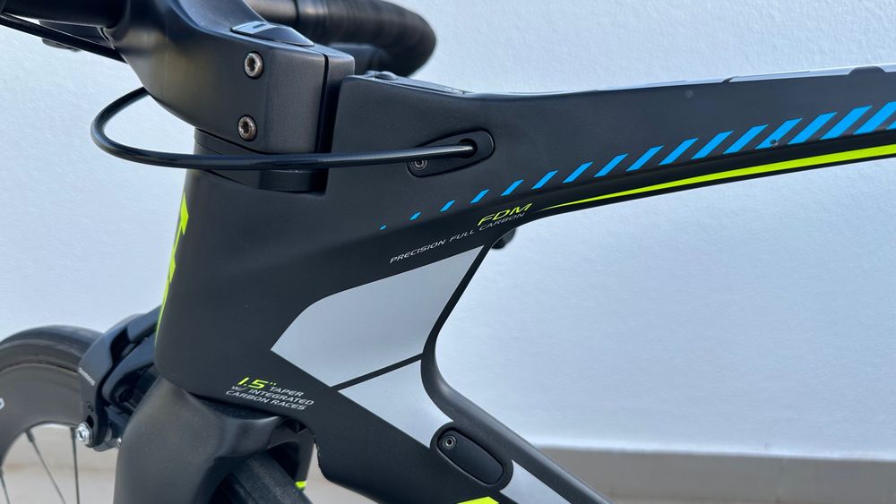 Bicicleta BH carbono