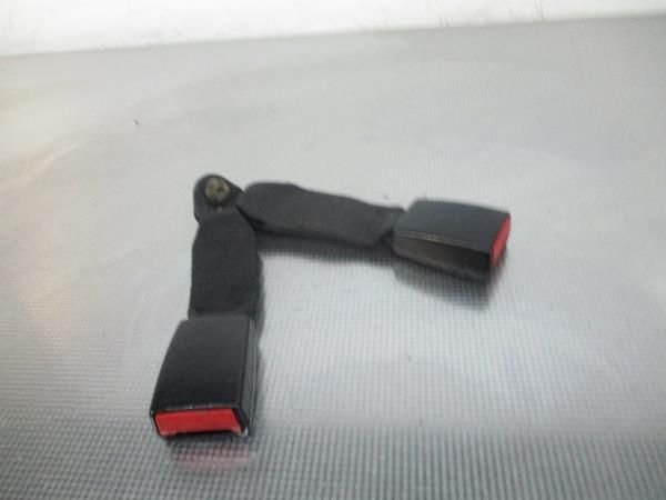 Encaixe de cinto trás esquerdo ROVER 75 (RJ)