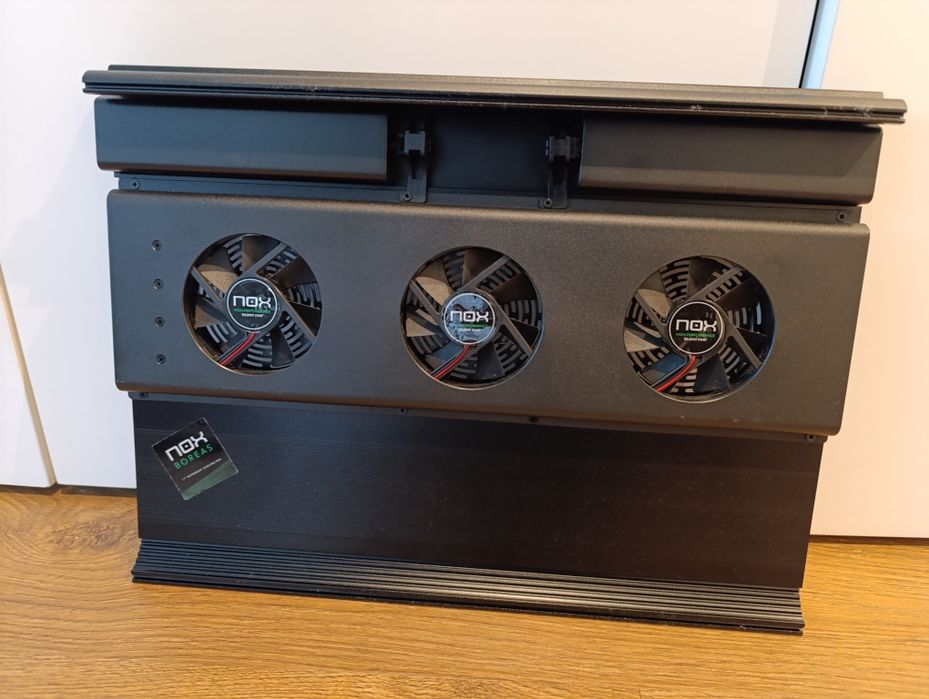 Base refrigeradora para portátil de 17"