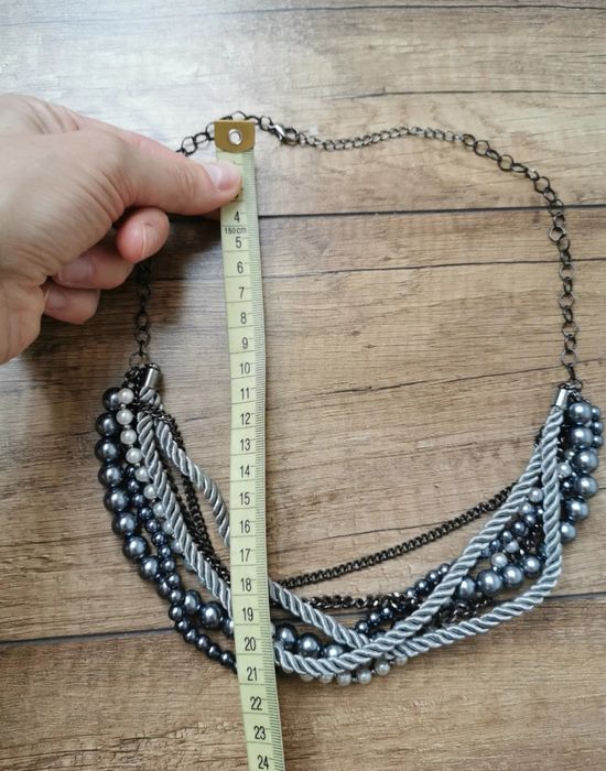 Naszyjnik kolor srebrny perełki