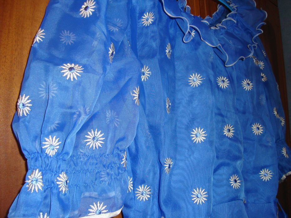 Продаю платье нарядное, р. 46-48