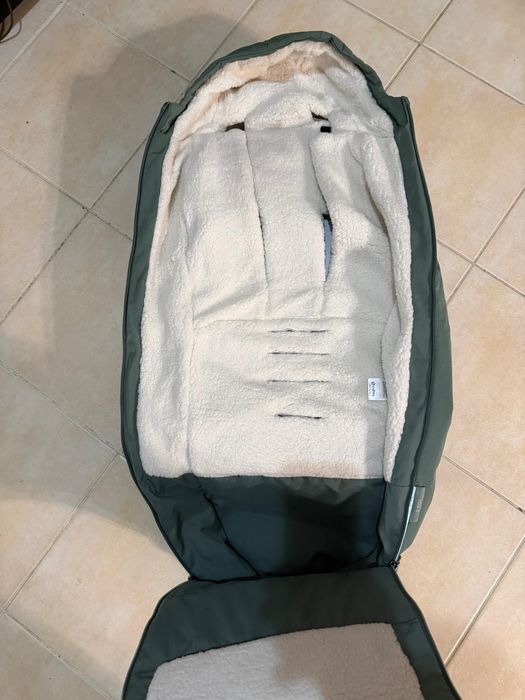 Cybex Priam Leaf Green прогулянкова коляска