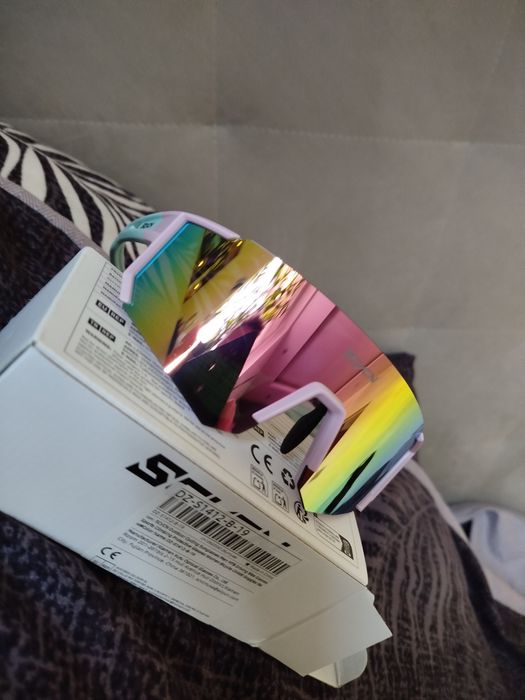 Ultra lekkie okulary przeciwsłoneczne scvcn