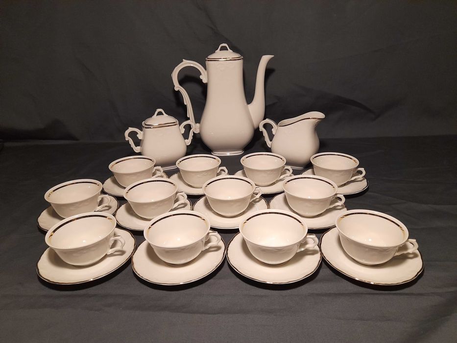 Serviço de café Vista Alegre antigo-- Serviço Mouzinho