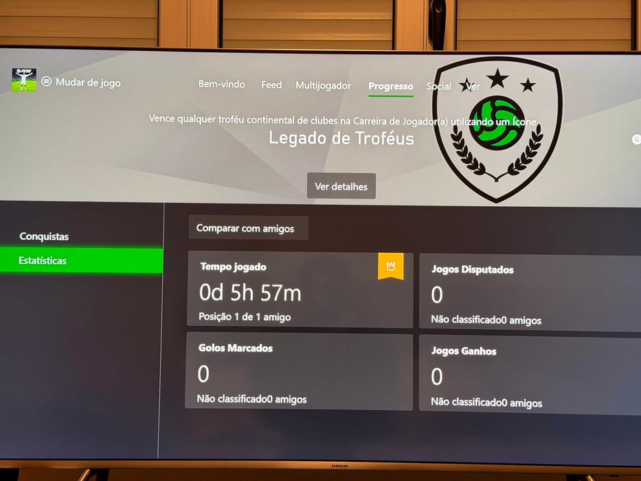 Xbox Series S 512GB com 2 comandos [Como nova]