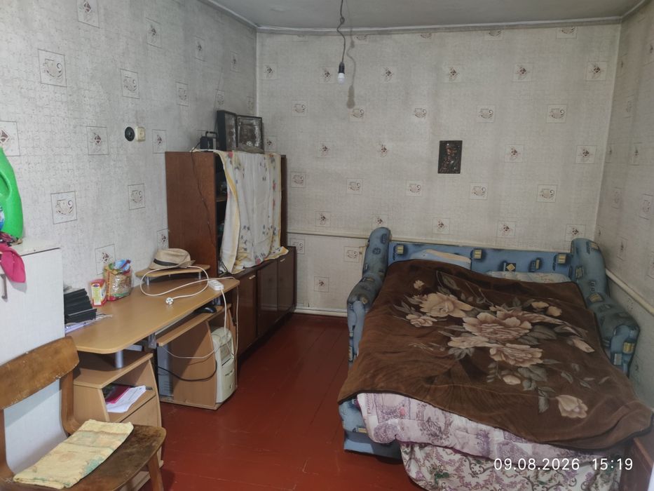 Продається будинок в с.Любомирівка (Першотравенка) Дніпропетровської області.