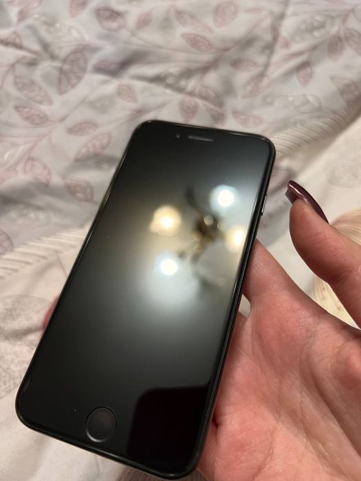 Iphone SE 2020 128 гб