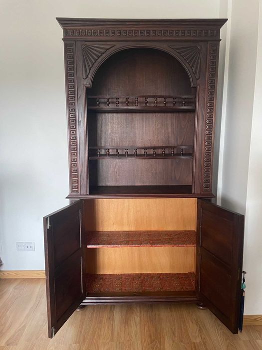 Móvel antigo de sala de madeira maciça