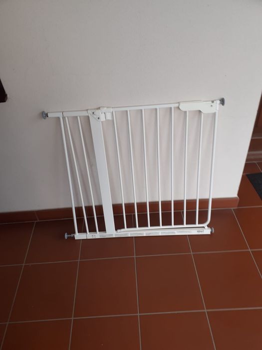 Bramka do schodów dla dziecka