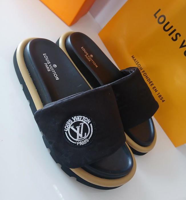 Klapki damskie Louis Vuitton