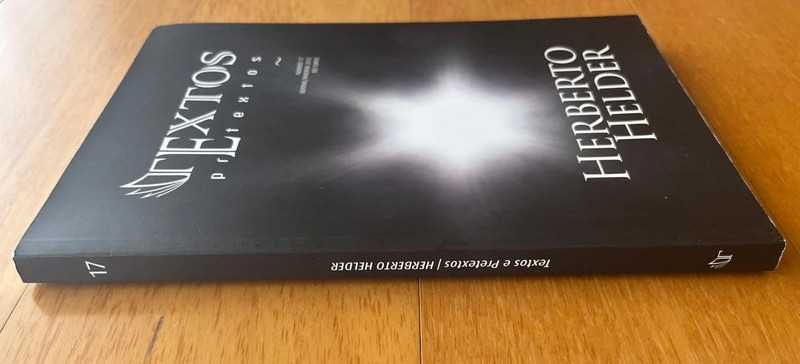 "Textos & Pretextos" N.º 17 de Margarida Gil dos Reis