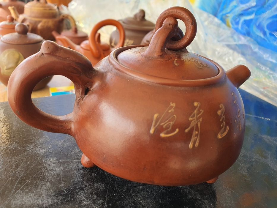 Чайник исинская глина 100% ручная работа редкий , коллекционный