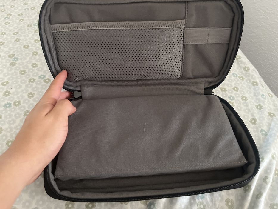 Msi claw com funda e dock