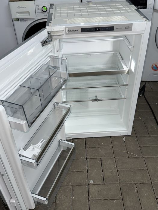 Lodówko Chłodziarkę  firmy Siemens model Ki21raf30 A++ 88 CM WYS