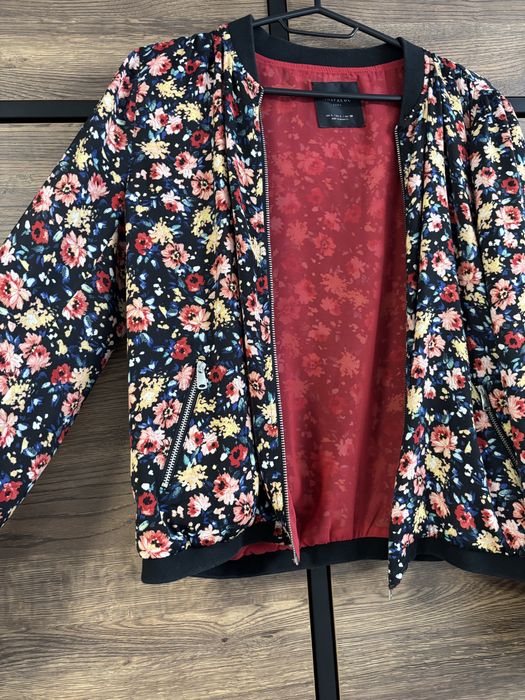 Кофтинка на замку Zara