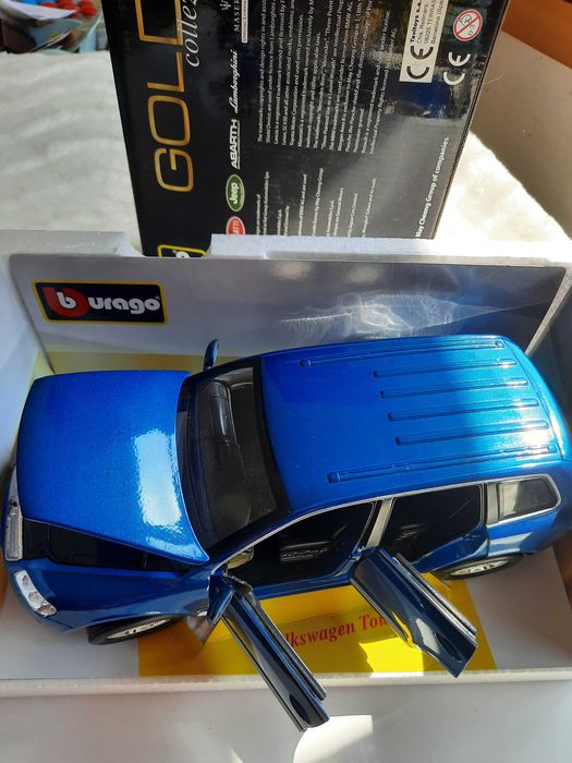 Volkswagen Touareg - 1/18 Bburago
