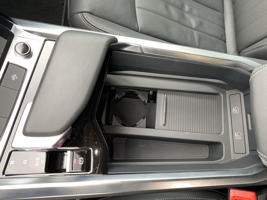 Audi Q8 E-tron Premium 114Квт