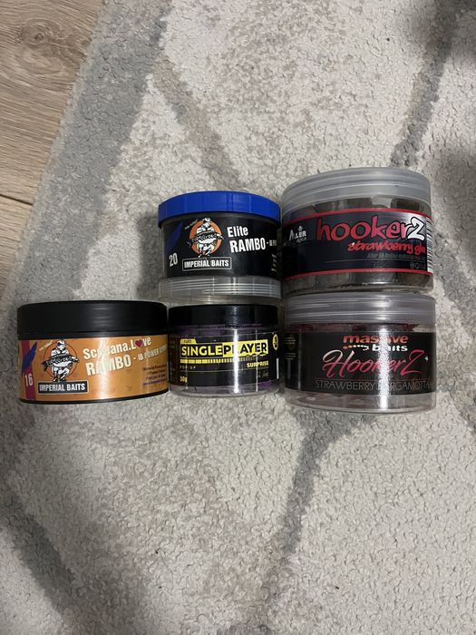 sprzedam torbe fox z dodatkami kulki gratis