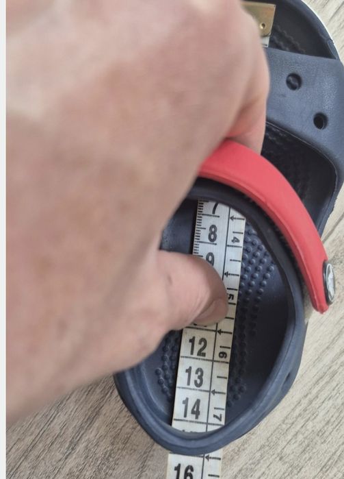 Босоніжки сандалі crocs с7