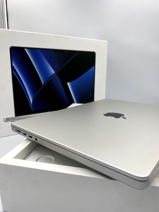 Ноутбук Apple MacBook Pro 14" M2 Pro 16/512GB Silver (MPHH3) 2023