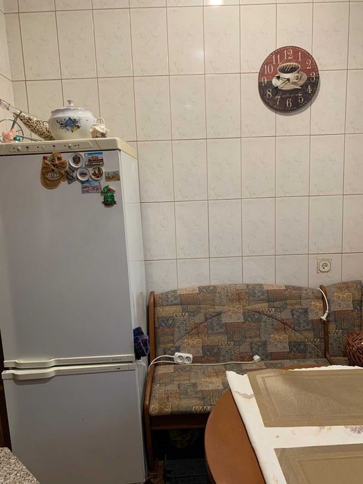 3 -комн квартира сталинка 75 кв.м (Днепрострой)