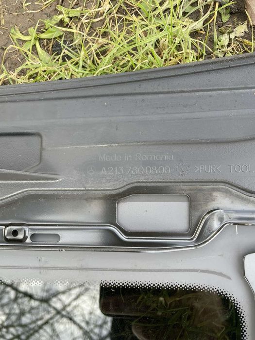 Стекло люка панорамы MB w213