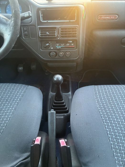 Carro peugeot 106