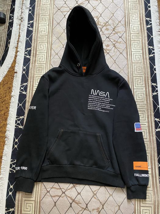 Supreme✕GDEH CrushedRayonPileCargoShort supreme cdg - купить мужскую одежду - Цена на OLX.ua