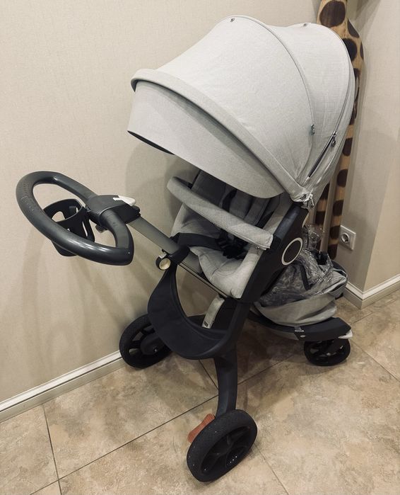 Коляска Stokke V5 (2в1)+ полный зимний комплект