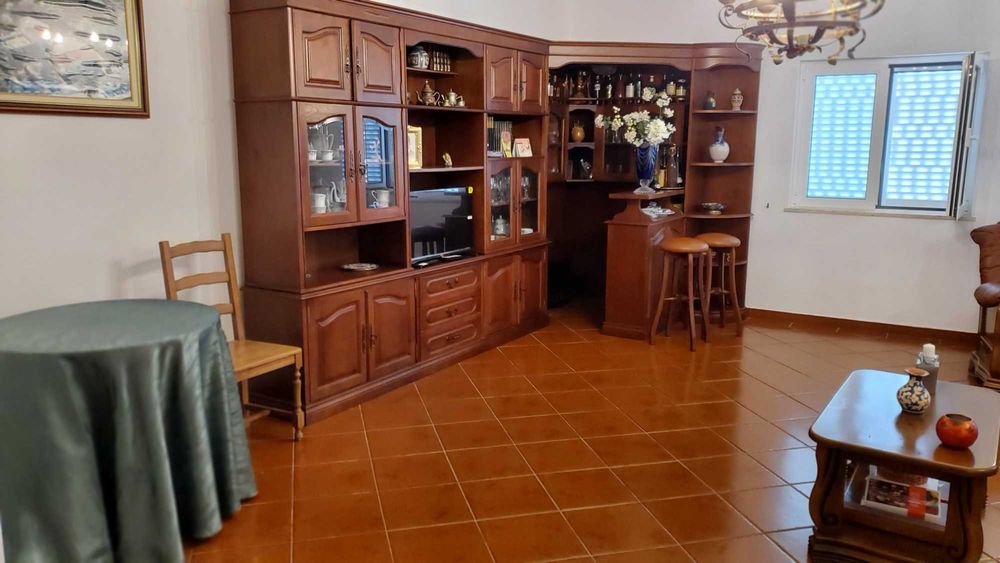 Móvel de sala com bar