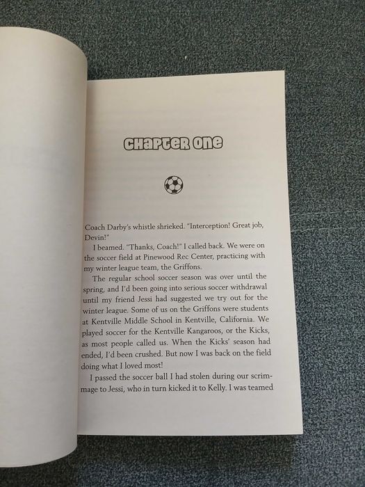 A.Morgan "The Kicks" (2 book series) (2 книги для детей на английском)