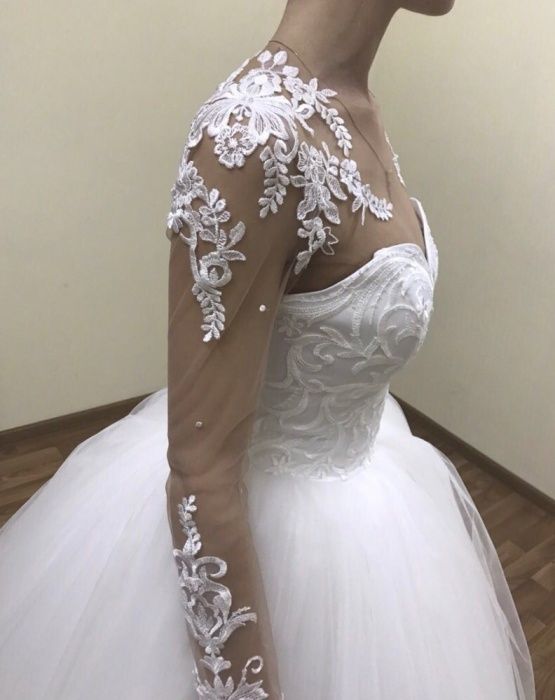 Весільне плаття