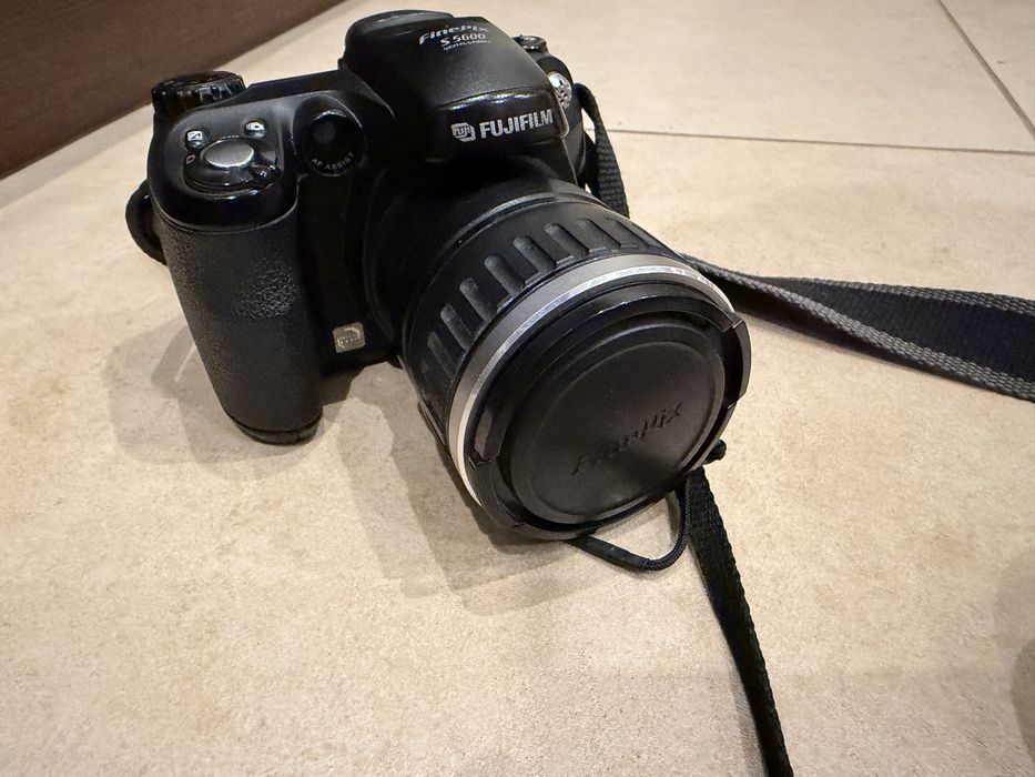 Fujifilm s5600 aparat cyfrowy