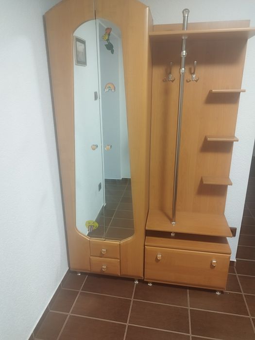 Garderoba używana
