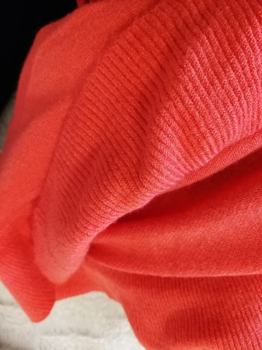 Długi swetr Monnari