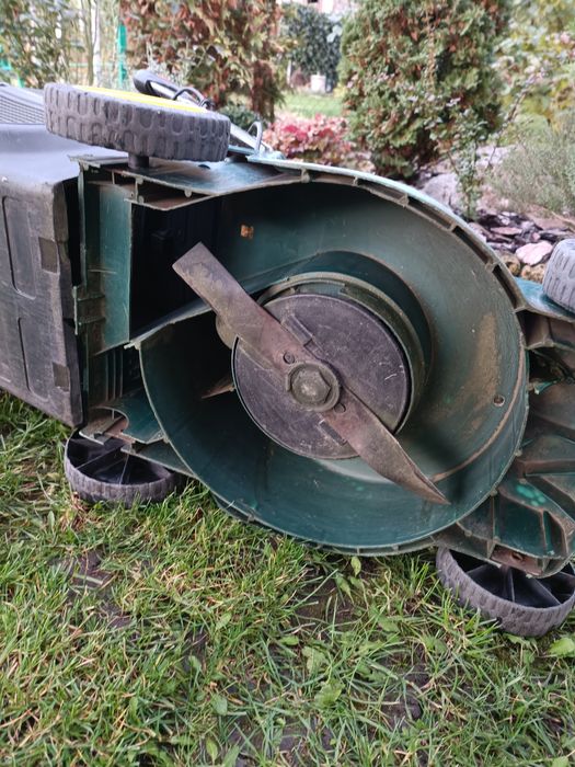 Газонокосарка електрична