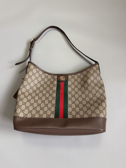 Сумка Gucci Ophidia GG Supreme Medium Hobo Bag
