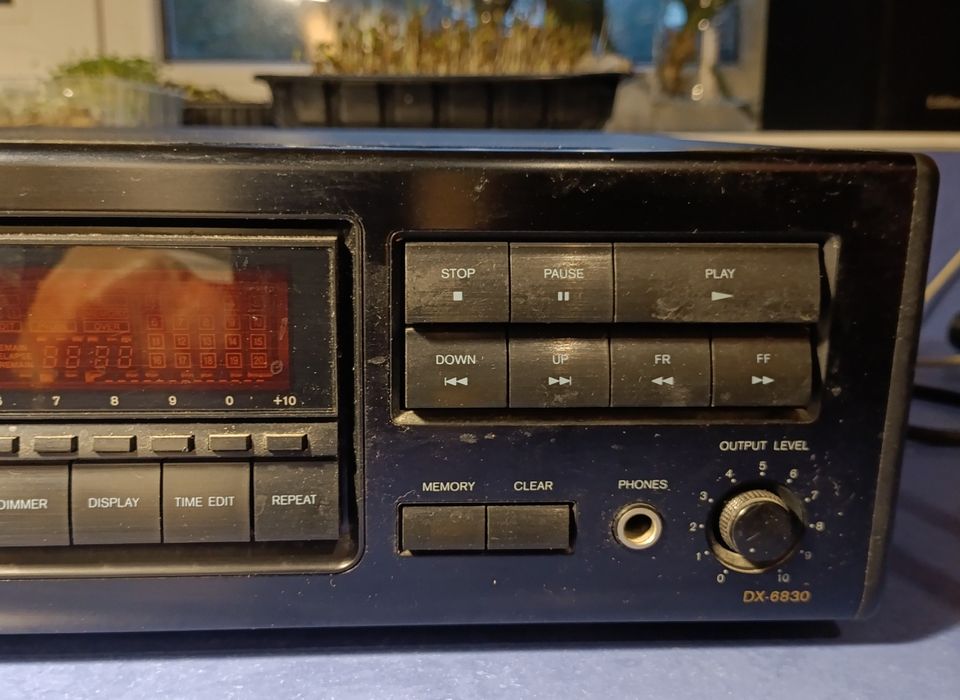 Onkio DX 6930 cb програвач