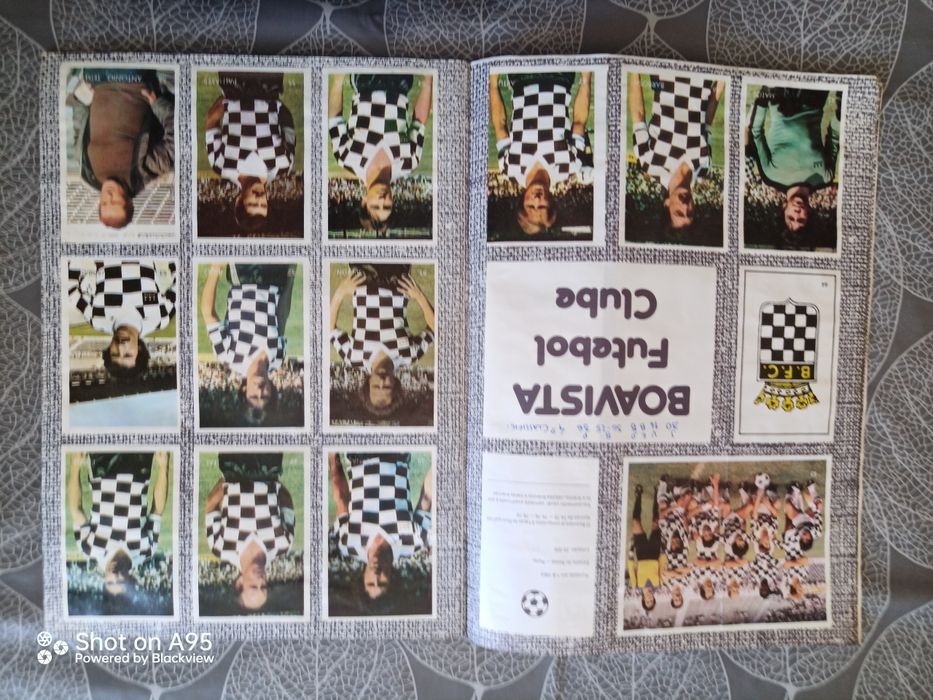 Caderneta de cromos TOP FUTEBOL