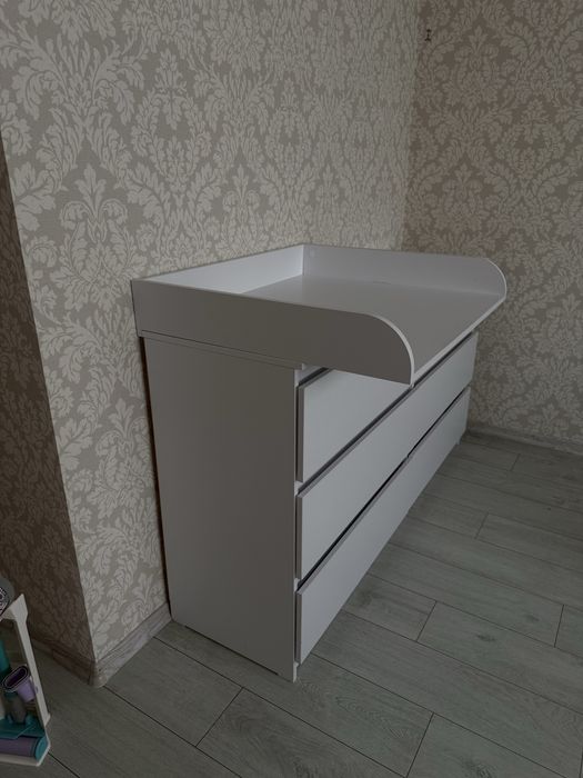 Комод з пеленальним столиком (столик знімається)