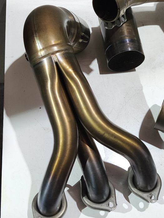 Ackrapovic Yamaha MT-09  3*geração