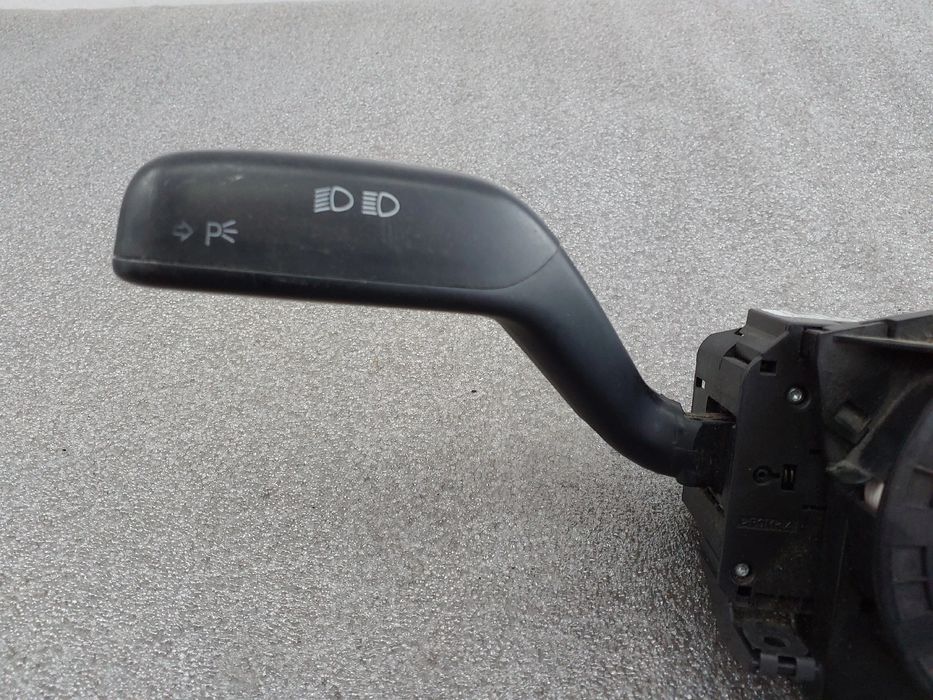 Conjunto / manetes de luzes e limpa vidros SKODA Fabia II Break (545,