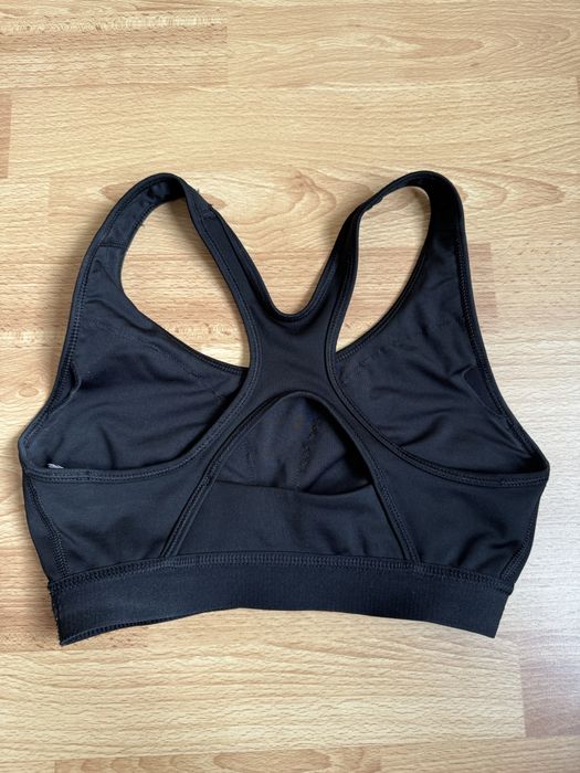 Топ спортивный adidas