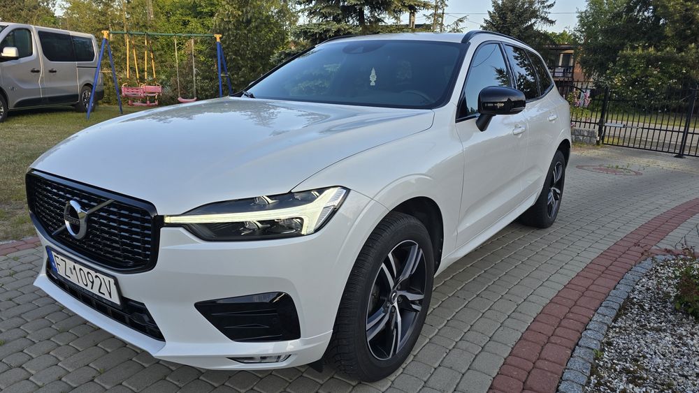 Volvo xc60 R- Line -Biała perła- Bezwypadkowy
