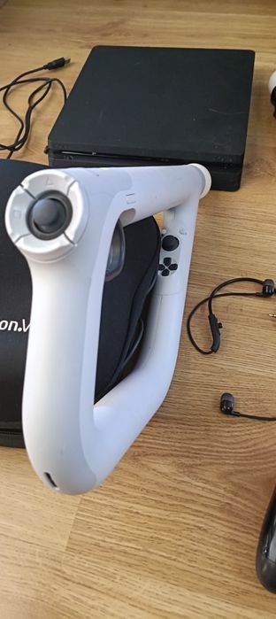 PACK PS4 Slim 1T (Versão 10.00) + PS VR  e acessórios