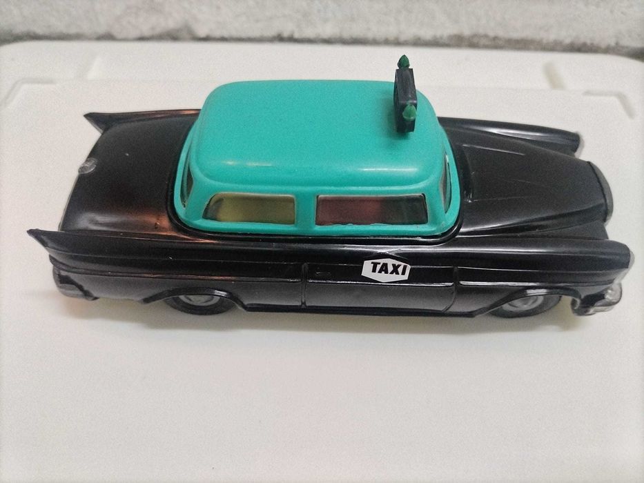 Brinquedos Pepe / Jato (novos com caixa)