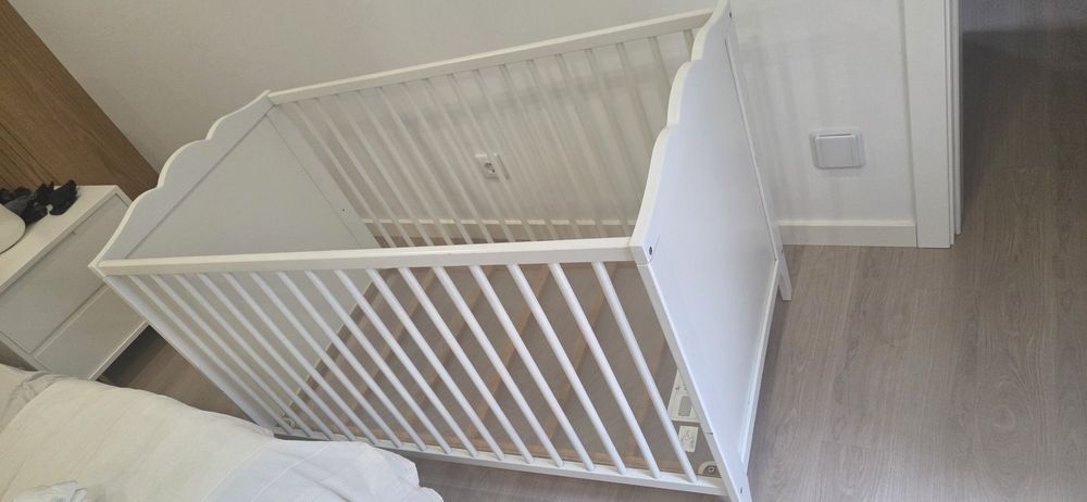 Berço ikea branco + colchão de oferta