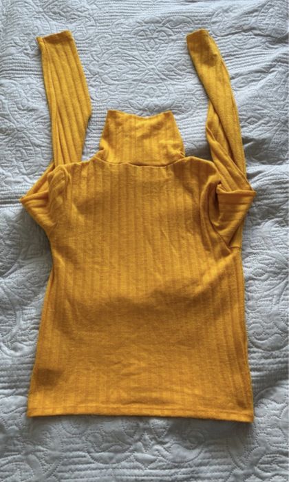 Musztardowy golf H&M S/36